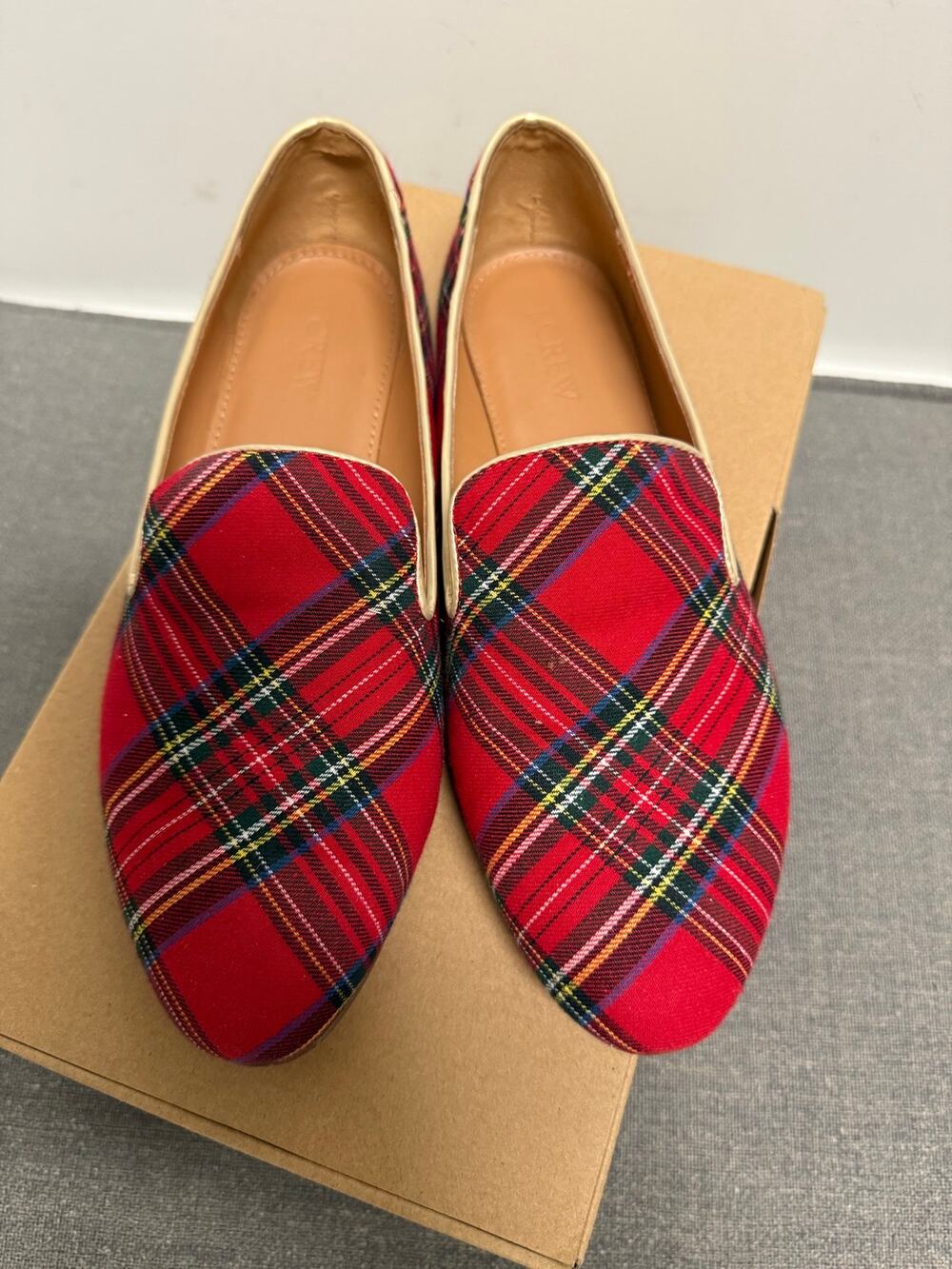 J. Crew Holiday Tartan Loafers Flats Shoes women’s size 8 1/2 + Box J Crew 8.5